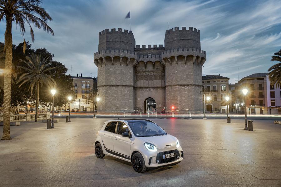  Smart EQ ForFour Edition One (W453) 2020 года  (WW) (фото 34 из 59)